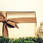 gift-box-ribbon-bow-globe-christmas